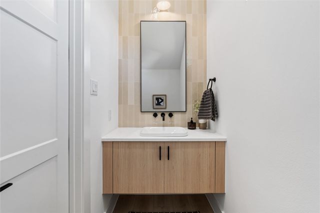 1421 E 36th Street, Houston, TX 77022