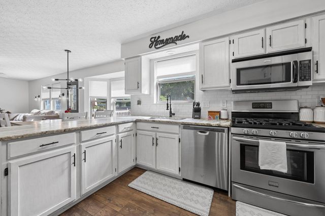 3256 Bellerive Drive, Pickerington, OH 43147