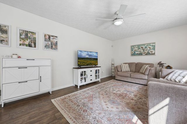 3256 Bellerive Drive, Pickerington, OH 43147