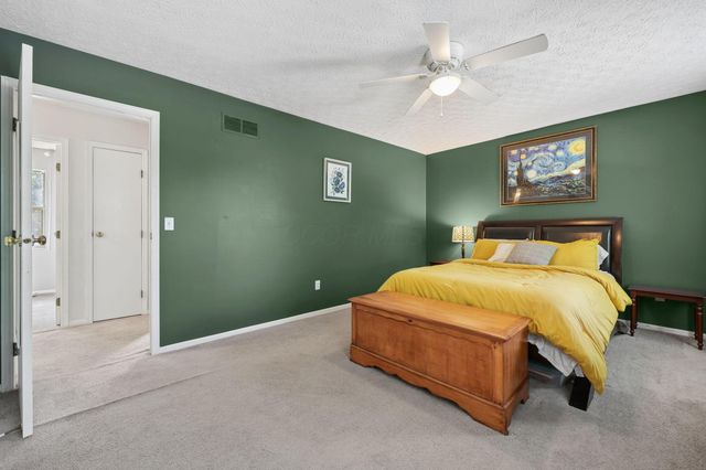 3256 Bellerive Drive, Pickerington, OH 43147