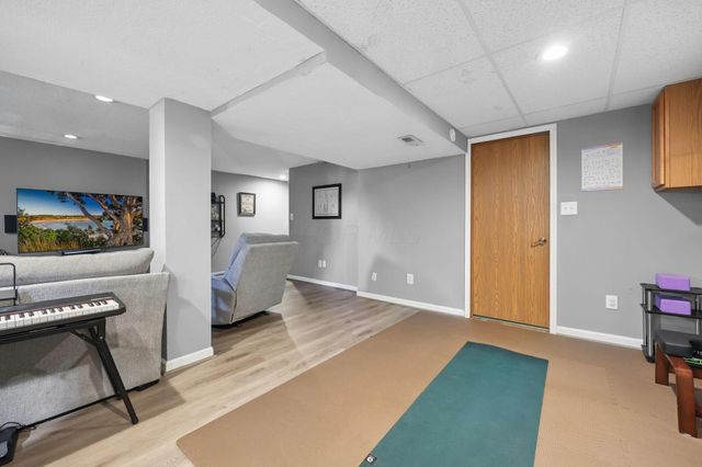 3256 Bellerive Drive, Pickerington, OH 43147