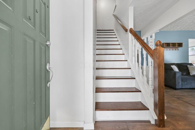 3256 Bellerive Drive, Pickerington, OH 43147