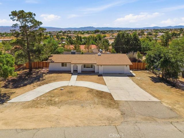 16559 Warwick Street, Victorville, CA 92395