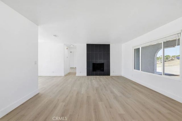 16559 Warwick Street, Victorville, CA 92395