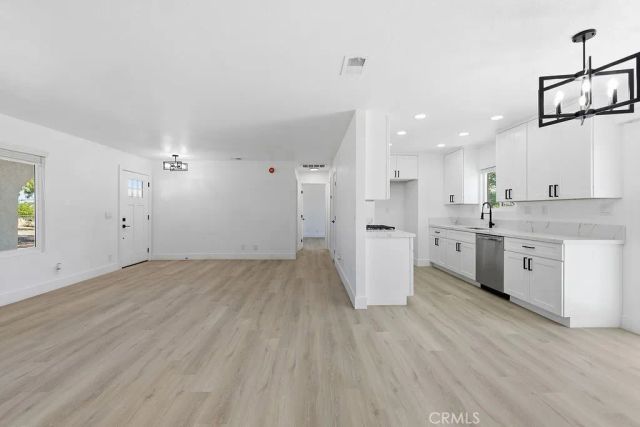 16559 Warwick Street, Victorville, CA 92395