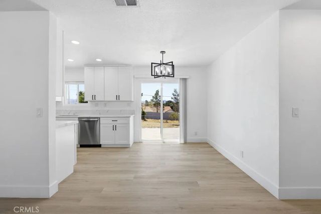 16559 Warwick Street, Victorville, CA 92395