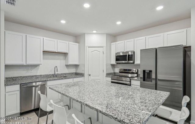 3215 PENNY COVE Lane, Jacksonville, FL 32218