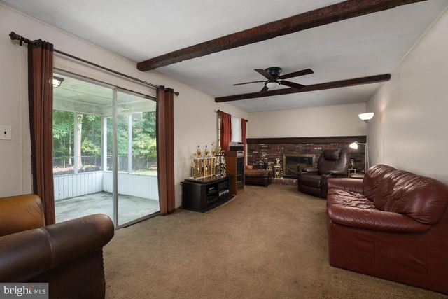 17 TALL TREE CT, Ewing, NJ 08618