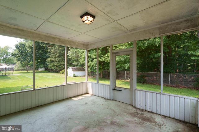 17 TALL TREE CT, Ewing, NJ 08618