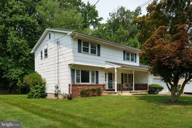 17 TALL TREE CT, Ewing, NJ 08618