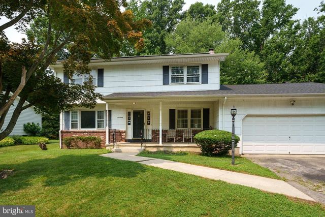 17 TALL TREE CT, Ewing, NJ 08618