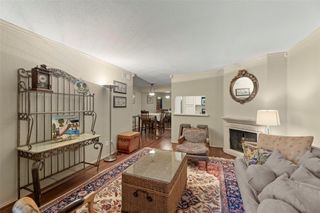 4643 Wild Indigo Street 416, Houston, TX 77027