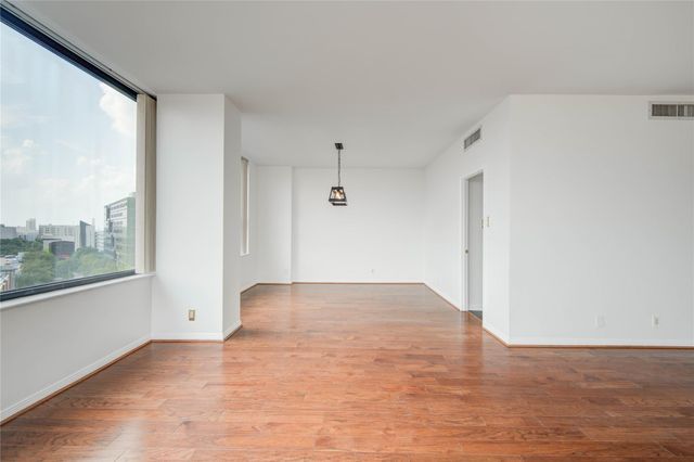 15 Greenway Plaza 10G, Houston, TX 77046