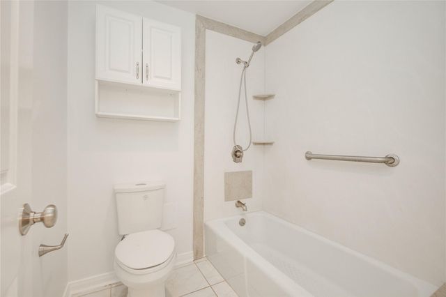 15 Greenway Plaza 10G, Houston, TX 77046