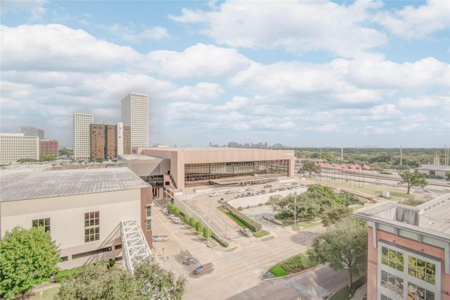 15 Greenway Plaza 10G, Houston, TX 77046