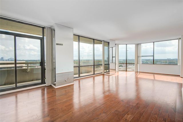 15 Greenway Plaza 10G, Houston, TX 77046