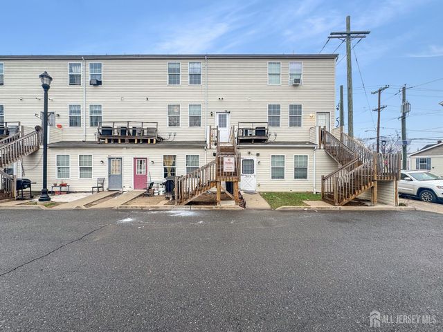 130 Remsen Avenue B, New Brunswick, NJ 08901