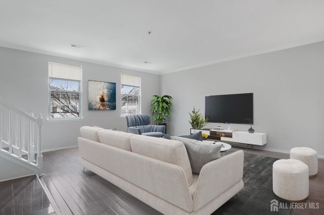 130 Remsen Avenue B, New Brunswick, NJ 08901