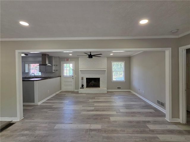 7016 Skyline Drive, Lithia Springs, GA 30122