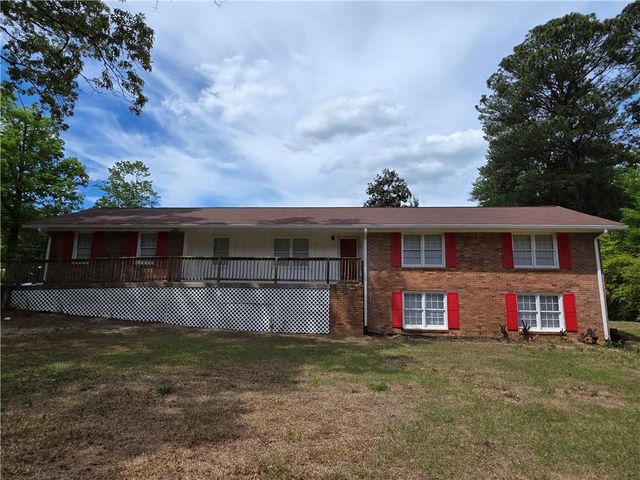 7016 Skyline Drive, Lithia Springs, GA 30122