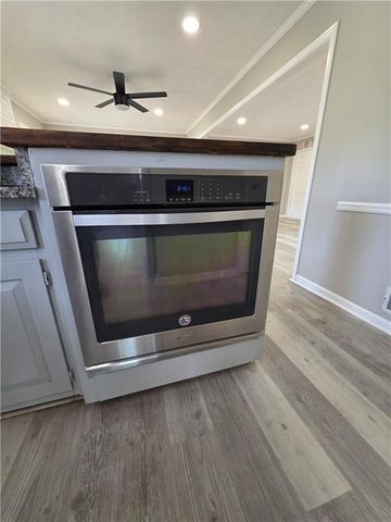 7016 Skyline Drive, Lithia Springs, GA 30122