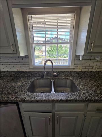 7016 Skyline Drive, Lithia Springs, GA 30122