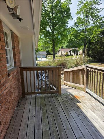 7016 Skyline Drive, Lithia Springs, GA 30122