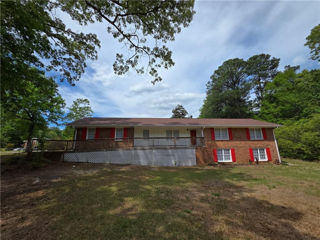 7016 Skyline Drive, Lithia Springs, GA 30122