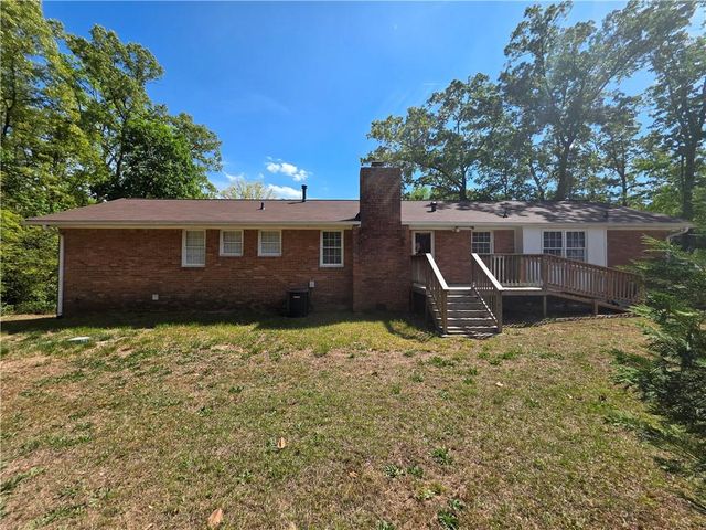 7016 Skyline Drive, Lithia Springs, GA 30122