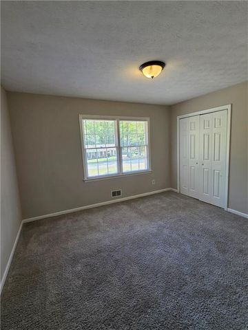 7016 Skyline Drive, Lithia Springs, GA 30122