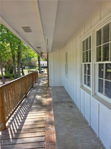 7016 Skyline Drive, Lithia Springs, GA 30122