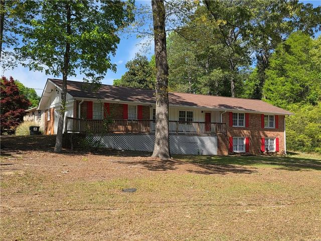 7016 Skyline Drive, Lithia Springs, GA 30122