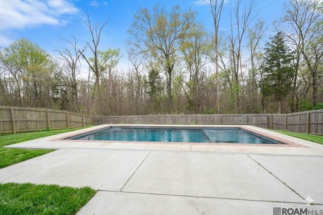 18275 Terraceside Dr, Prairieville, LA 70769