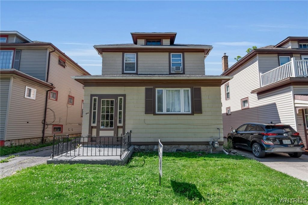 44 West Winspear Avenue S, Buffalo, NY 14214
