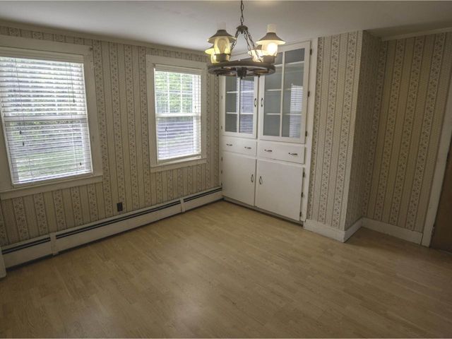 8913 County Road, Calais, VT 05648