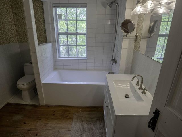 8913 County Road, Calais, VT 05648