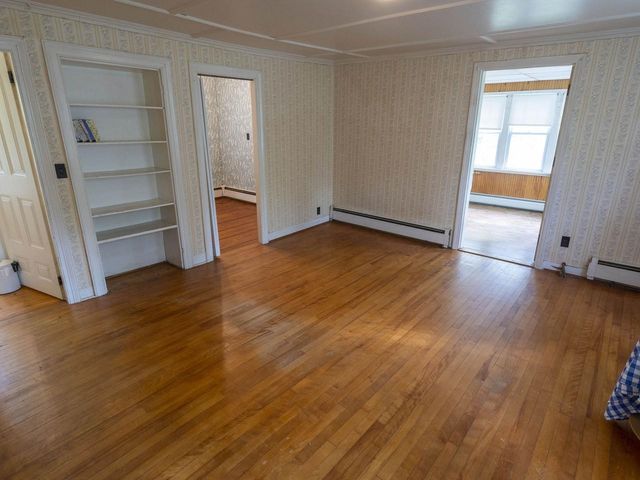 8913 County Road, Calais, VT 05648