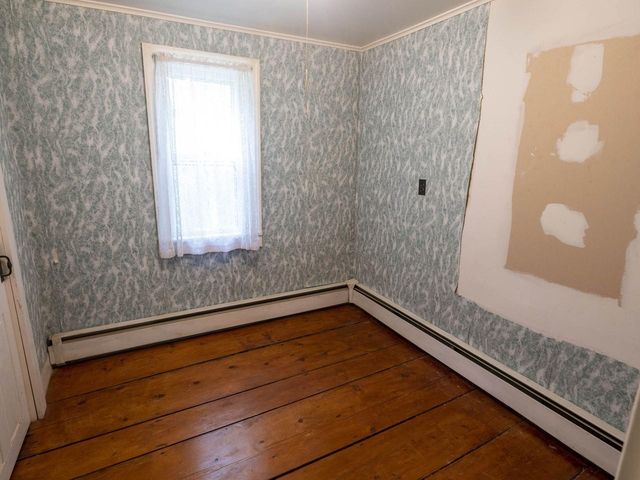 8913 County Road, Calais, VT 05648