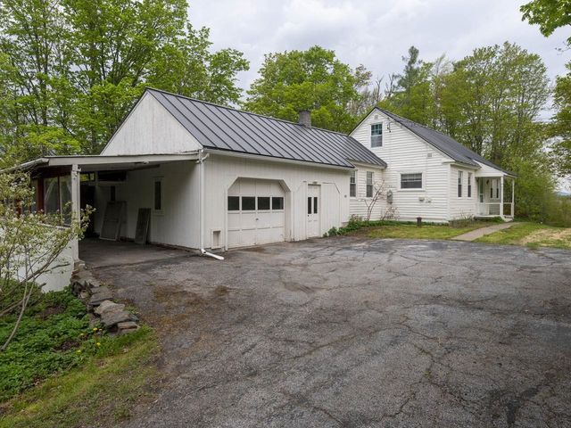8913 County Road, Calais, VT 05648
