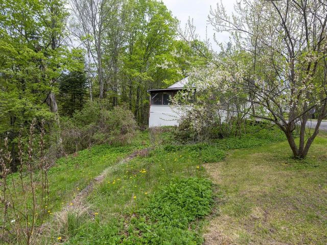 8913 County Road, Calais, VT 05648