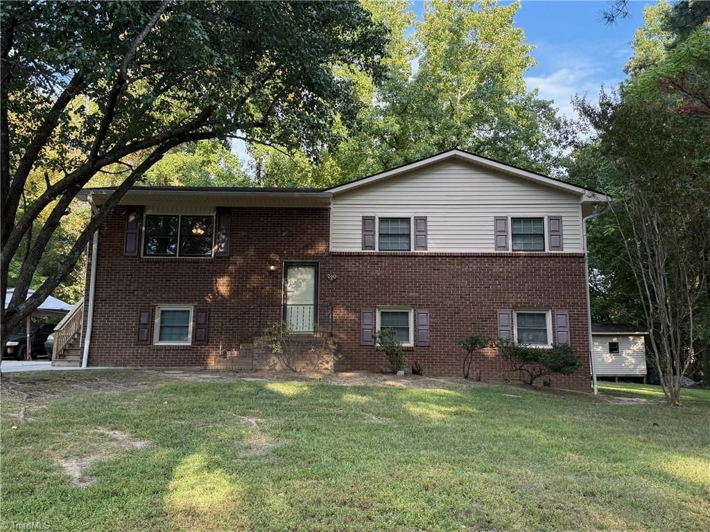 220 Knollwood Drive, Eden, NC 27288