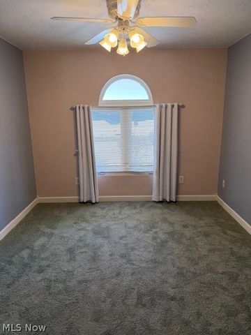 20 Silos, Williamstown, WV 26187