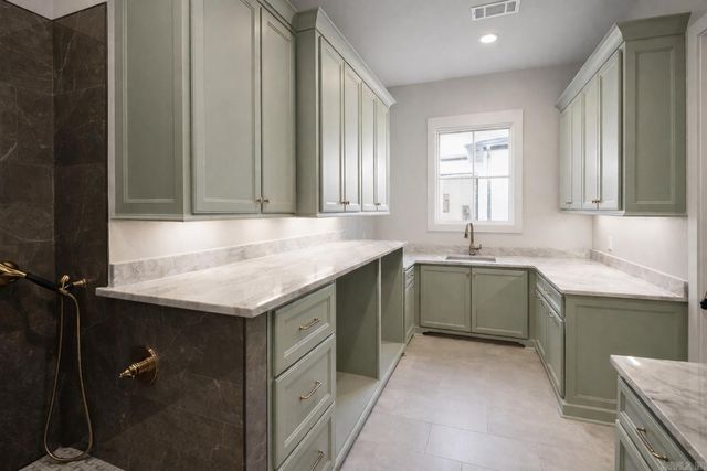 115 Bear Den Court, Little Rock, AR 72223