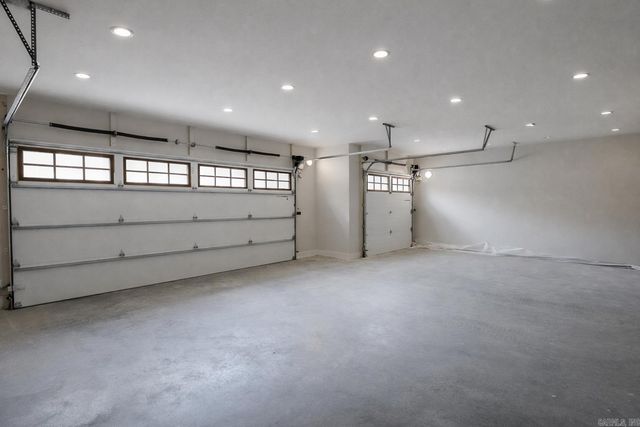 115 Bear Den Court, Little Rock, AR 72223