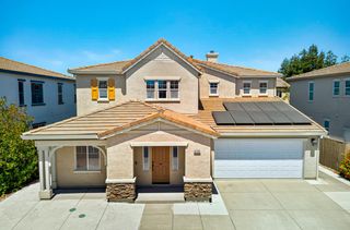 6705 Sao Tiago Way, Elk Grove, CA 95757