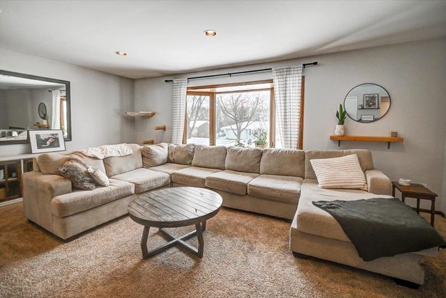 21 Meadowlark Drive, Madison, WI 53714