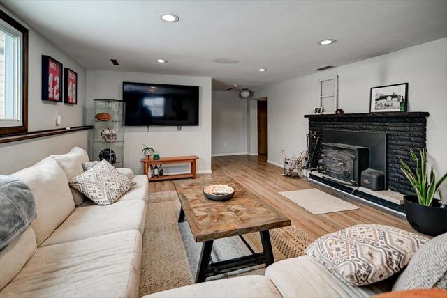 21 Meadowlark Drive, Madison, WI 53714