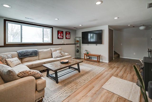 21 Meadowlark Drive, Madison, WI 53714