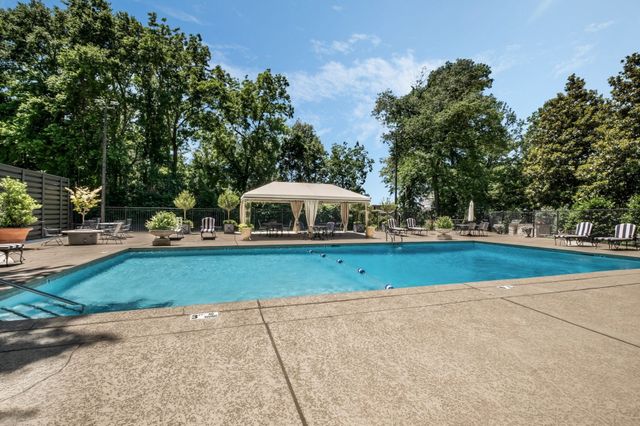 4215 Harding Pike Apt 1007, Nashville, TN 37205