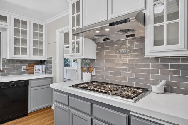4903 Cypress Ave, Carmichael, CA 95608